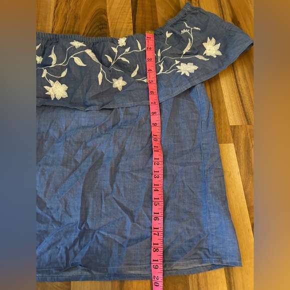 Roper Blue Off-Shoulder Top with white Floral Embroidery - Picture 3 of 5